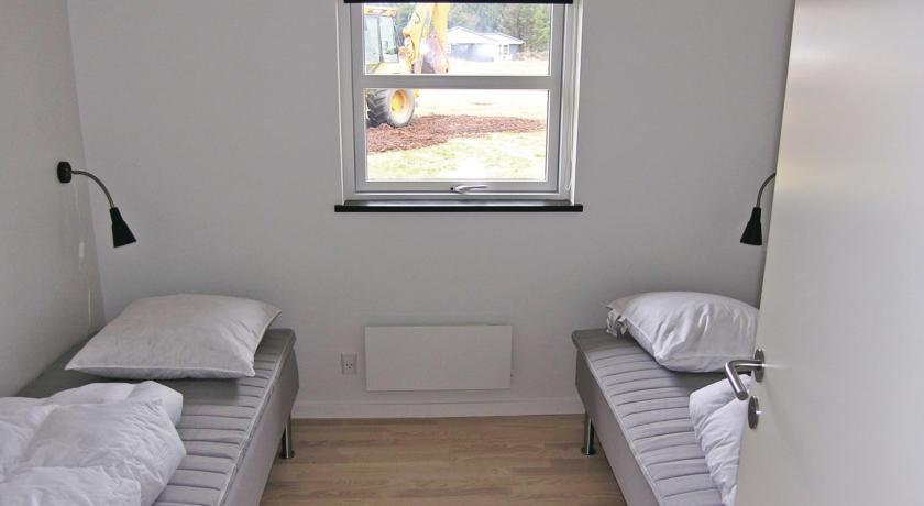 10 Person Holiday Home In Brovst Zimmer foto